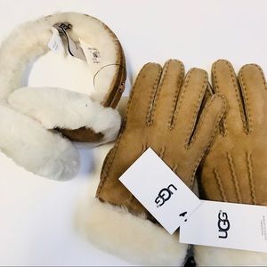 UGG Glove and Earmuff Set